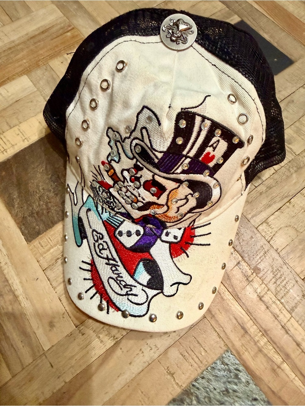 Vintage Ed Hardy Studded "Gambler Skull" Trucker Hat – White/Black – Rare Y2K